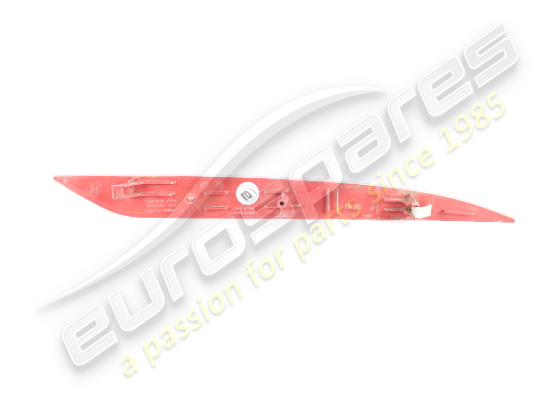 réflecteur arrière gauche d'occasion maserati. numéro de pièce 675002332 (2)