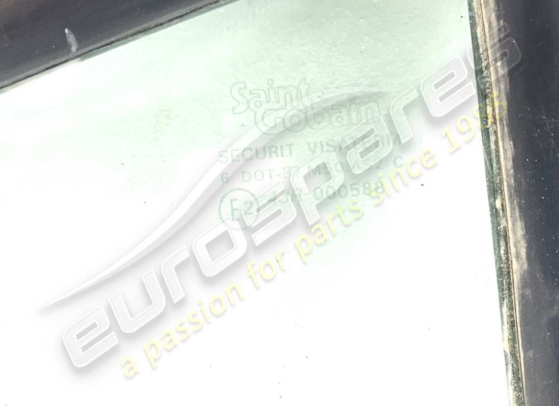 utilisé ferrari verre de feu de côte arrière droit gts. numéro de pièce 60162807 (2)