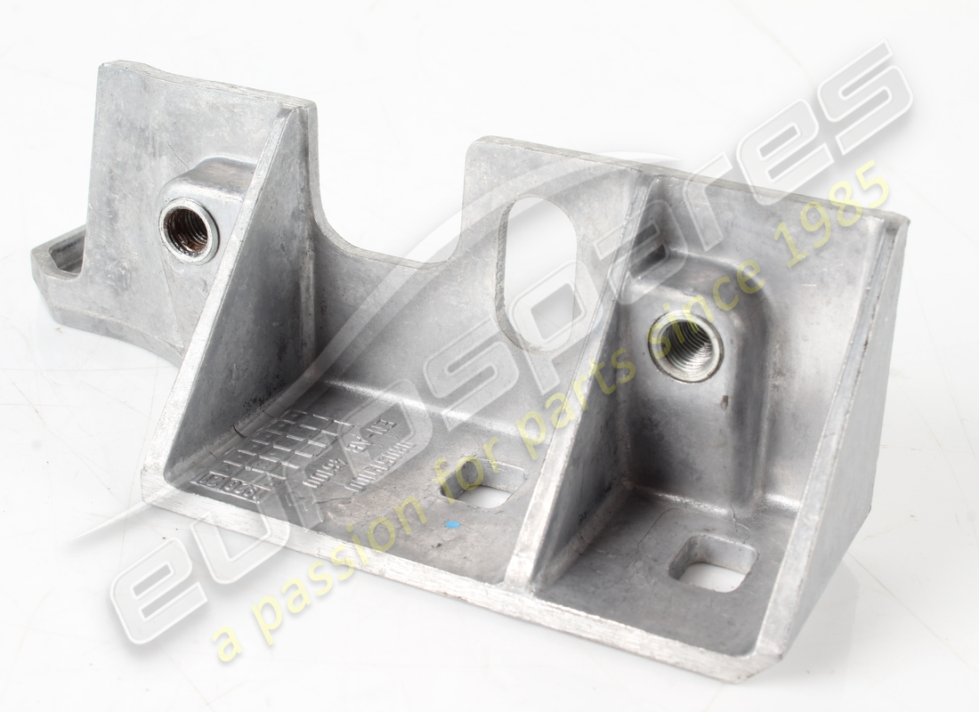 SUPPORT LATÉRAL GAUCHE D'OCCASION Ferrari. NUMÉRO DE PIÈCE 80519100 (1)