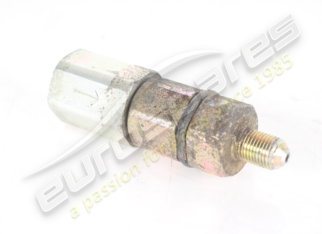 VANNE Ferrari UTILISÉE. NUMÉRO DE PIÈCE 134597 (1)