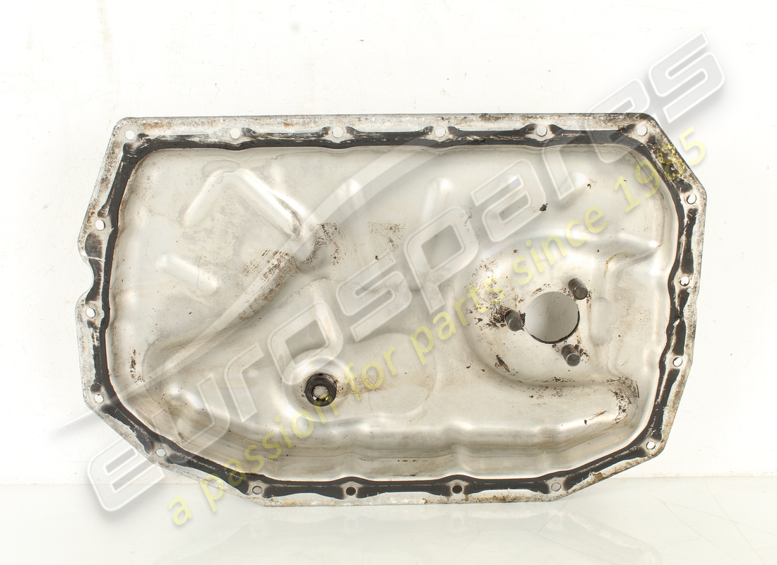 carter d'huile d'occasion lamborghini avec ouverture pour. référence 0p2103602a (1)