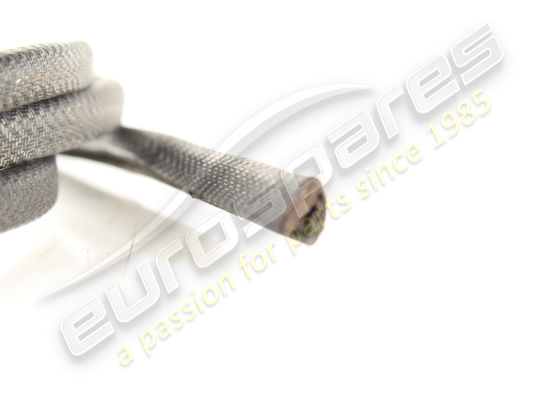 JOINT DE COUVERCLE DE MOTEUR USAGÉ FERRARI. NUMÉRO DE PIÈCE 60880600 (3) joint de couvercle de moteur usagé ferrari. numéro de pièce 60880600 (3)