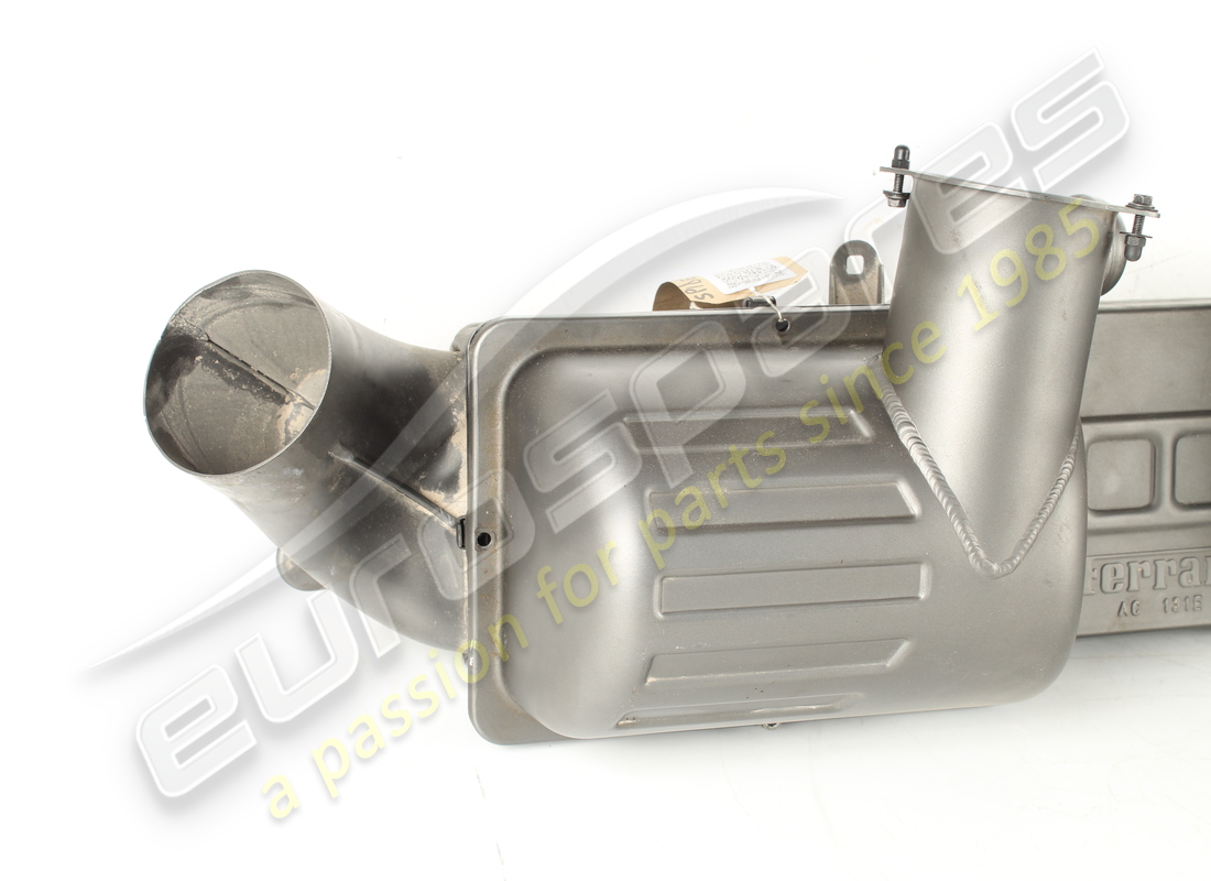 boîte de filtre complète d'occasion ferrari. référence 220469 (2)