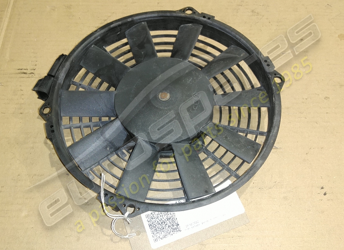 utilisé ferrari électroventilateur complet. numéro de pièce 153431 (2)