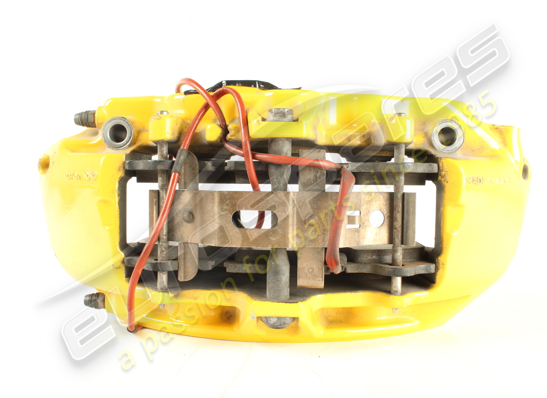 utilisé ferrari étrier avant gauche avec plaquettes -. numéro de pièce 267314 (2)