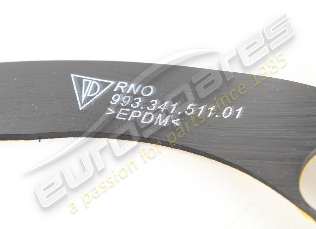 nouveau joint porsche. numéro de pièce 99334151101 (2)