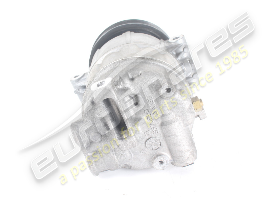 compresseur de climatisation ferrari utilisé. numéro de pièce 333331 (4)