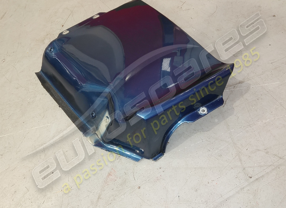 panneau de couverture droit ferrari utilisé. numéro de pièce 63201500 (2)