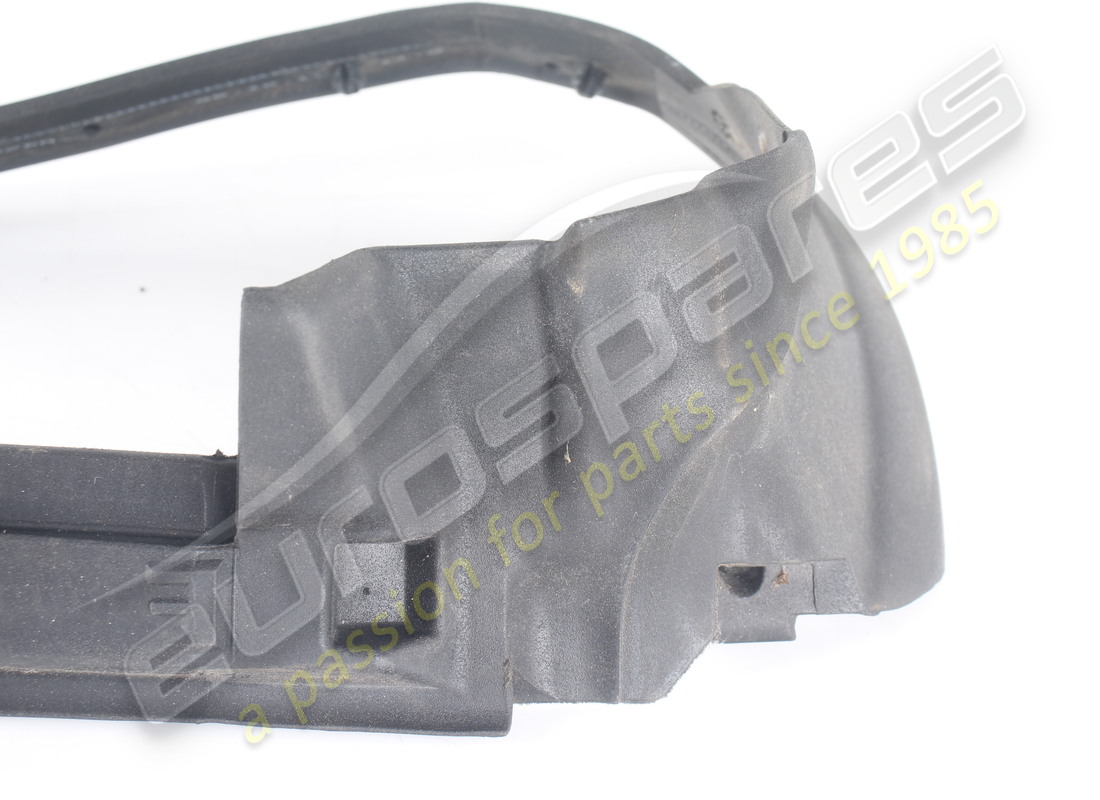 grattoir de fenêtre interne gauche d'occasion ferrari s. numéro de pièce 86871600 (2)