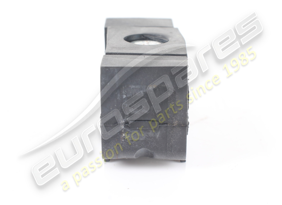 utilisé le soutien ferrari. numéro de pièce 243396 (3)