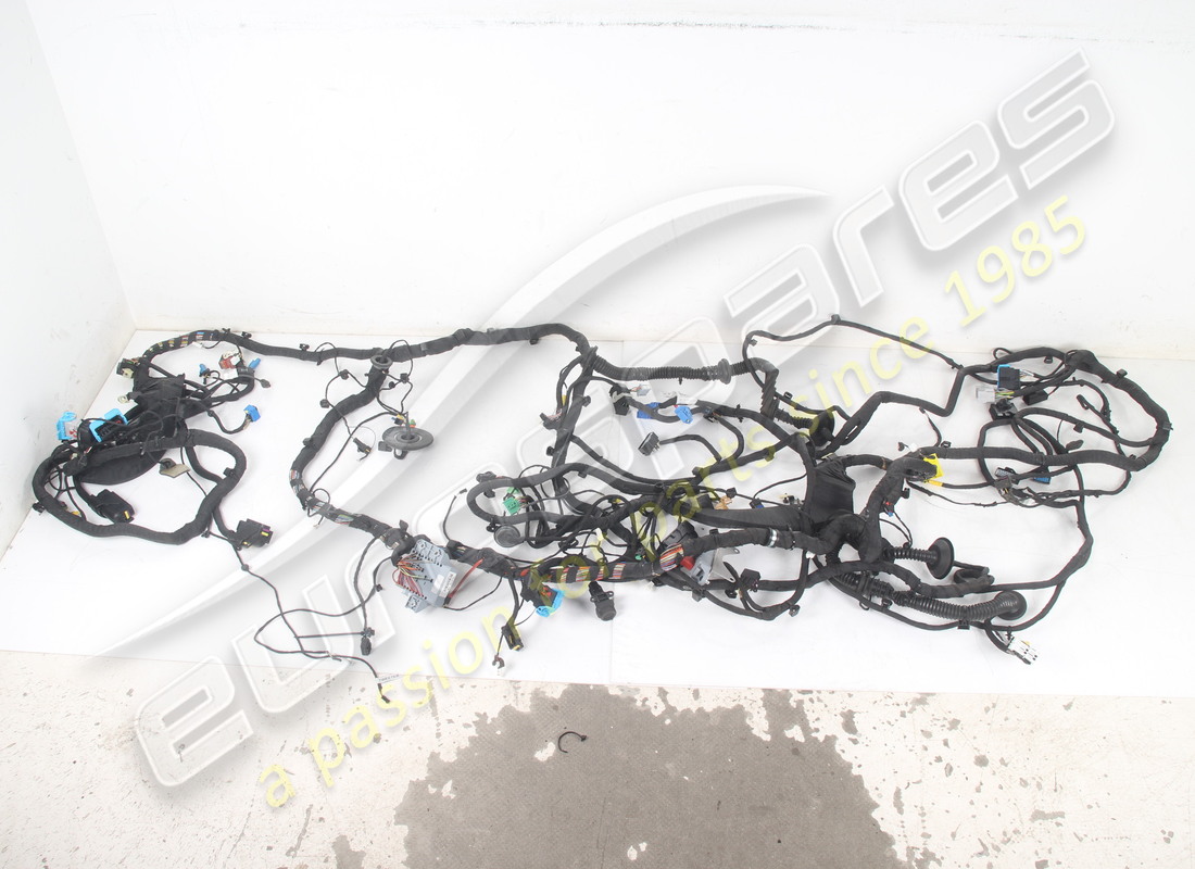 Ferrari CÂBLE POUR HABITACLE PASSAGER UTILISÉ. NUMÉRO DE PIÈCE 786676 (1)