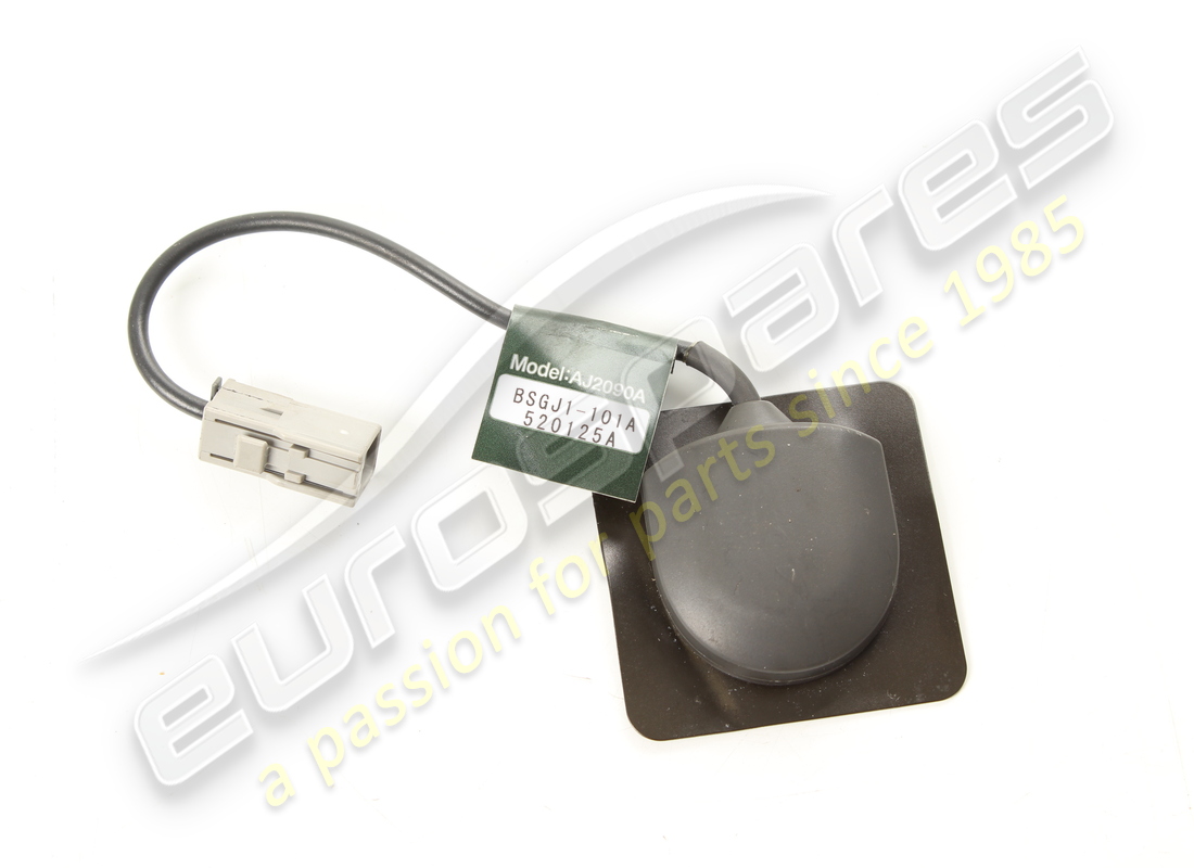 aston martin antenne gps utilisée. numéro de pièce ag4318c840aa (1)