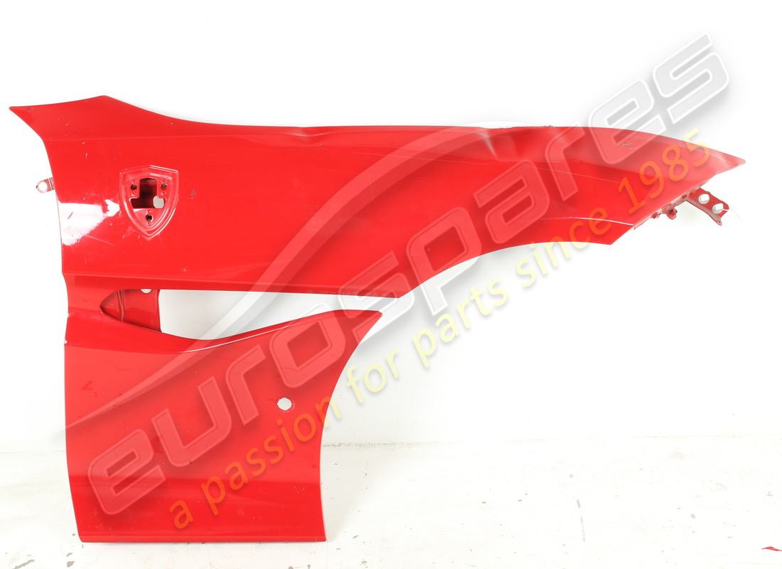 aile avant droite ferrari endommagée. numéro de pièce 88750411 (1)