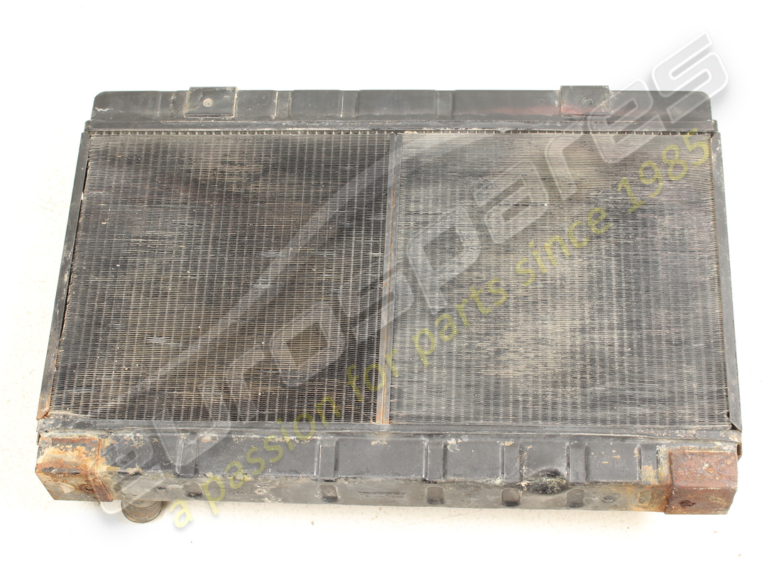 radiateur à eau ferrari utilisé. numéro de pièce 126879 (2)