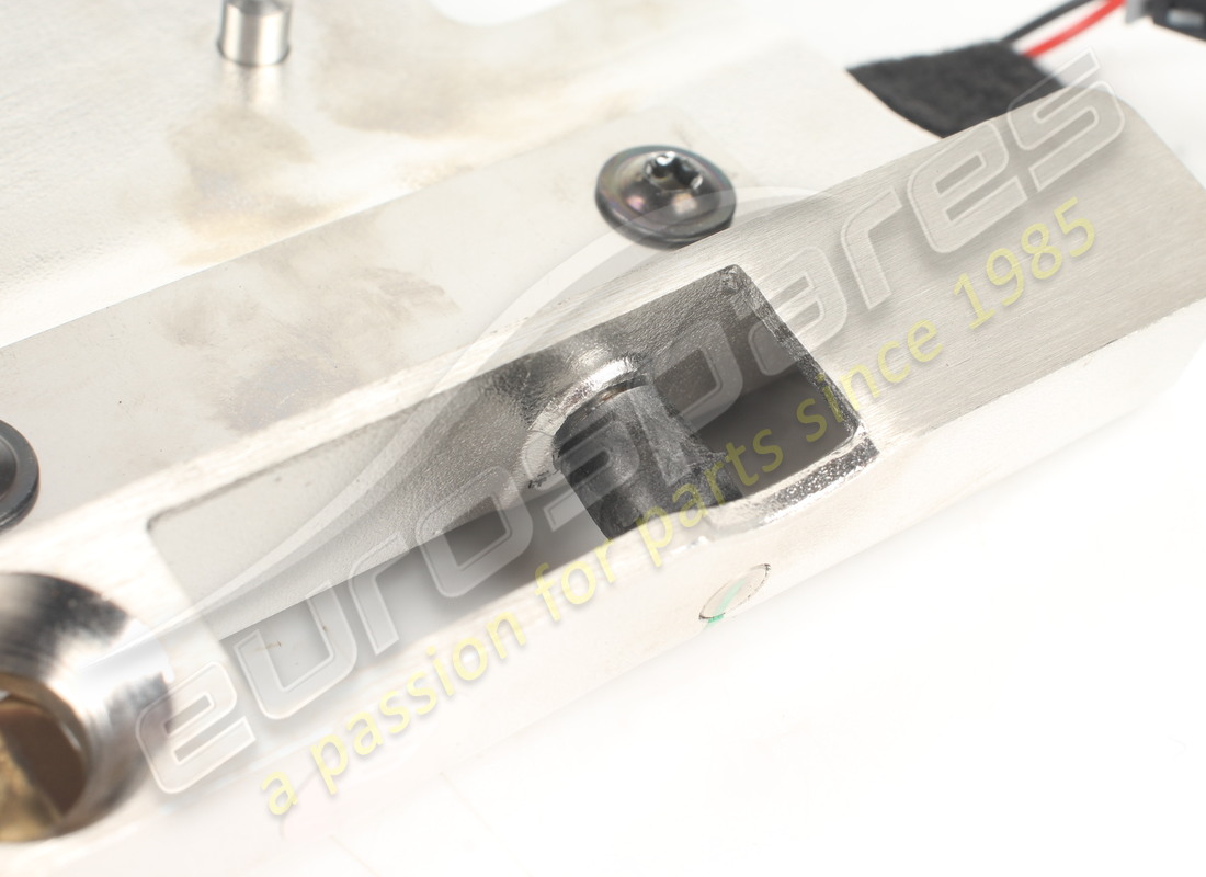 gâche gauche complète d'occasion ferrari. numéro de pièce 83977900 (2)