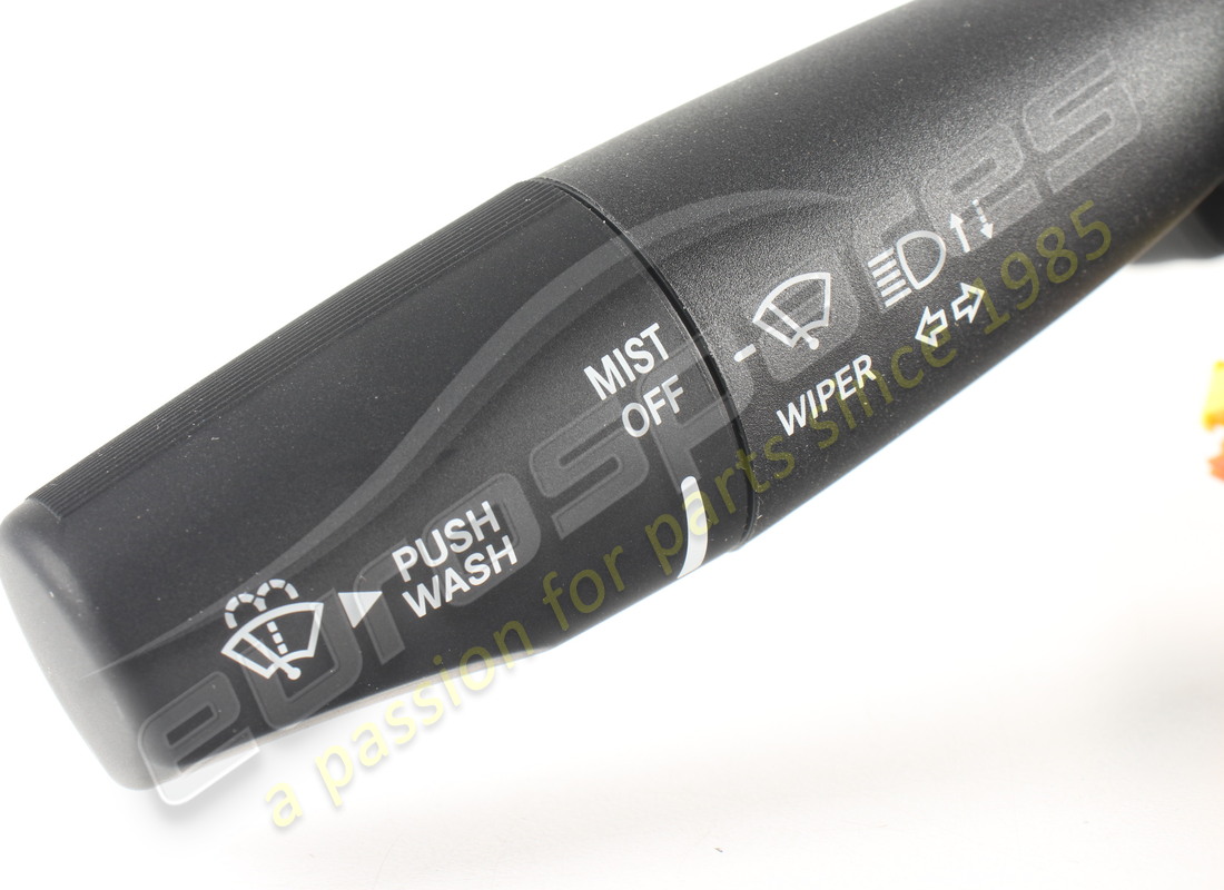 nouveau commutateur de colonne de direction maserati. numéro de pièce 670228196 (5)