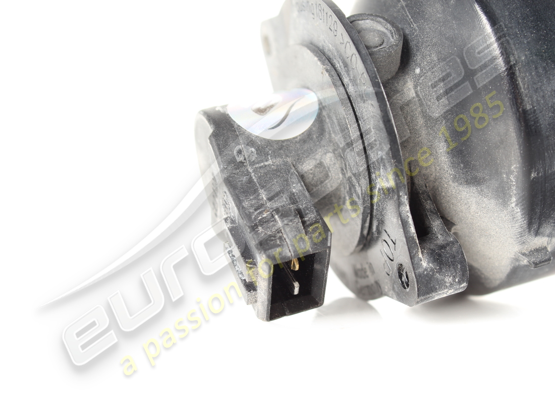 utilisé ferrari feu antibrouillard arrière. numéro de pièce 68771800 (3)