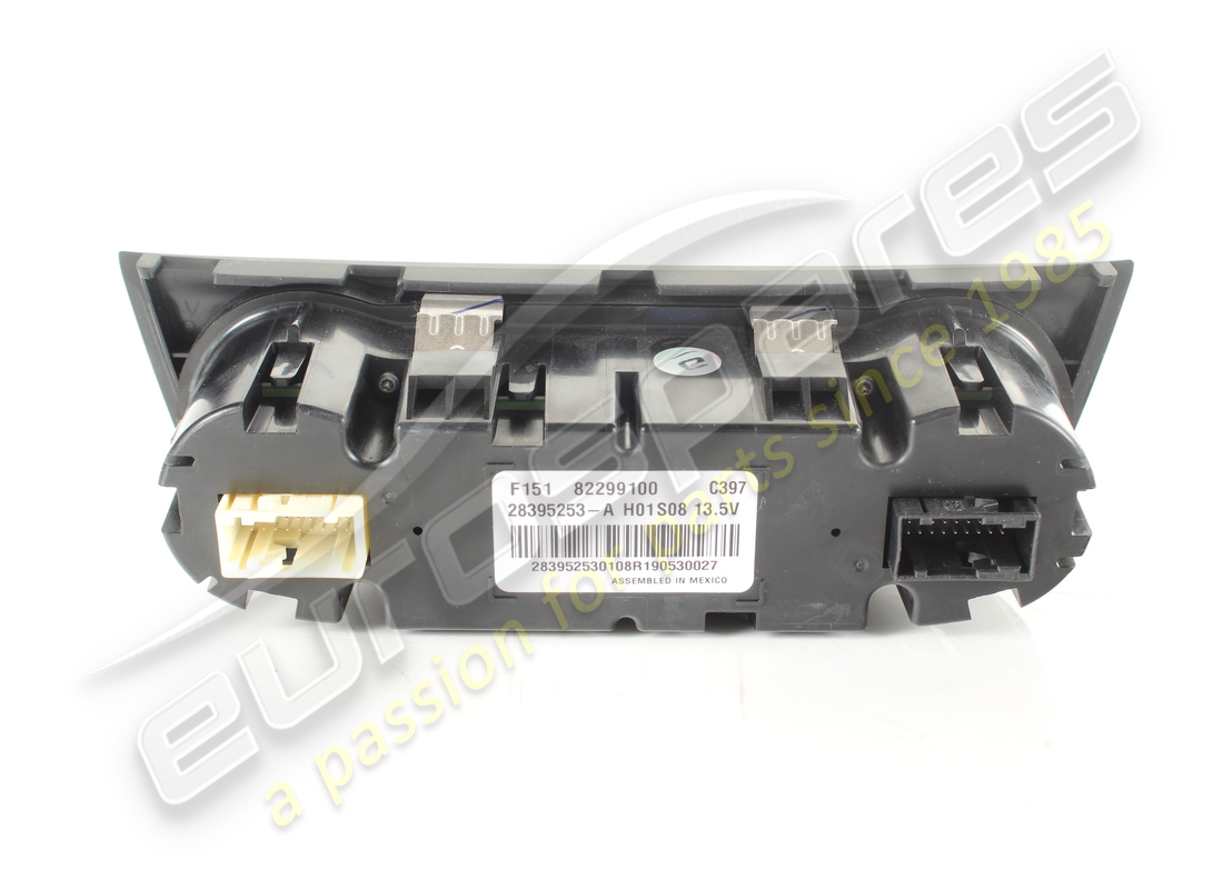 panneau de commande de climatisation d'occasion ferrari. numéro de pièce 82299100 (4)