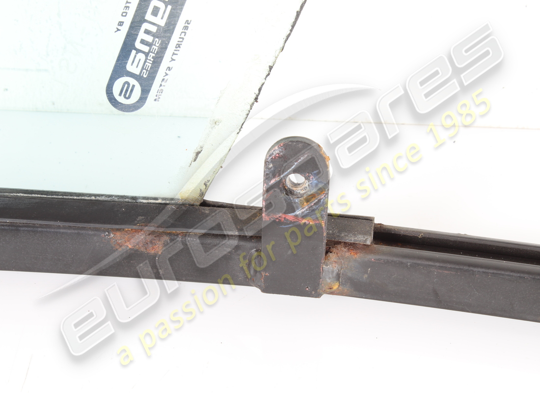 d'occasion eurospares lh quart de verre et cadre pour gts. numéro de pièce eap1721800 (3)