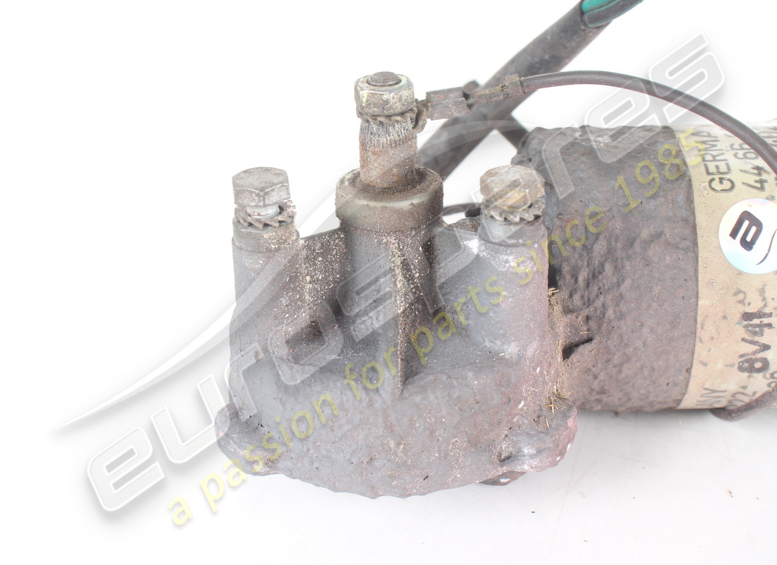 MOTEUR DE LEVAGE DE PHARE FERRARI UTILISÉ. NUMÉRO DE PIÈCE 172534 (8) moteur de levage de phare ferrari utilisé. numéro de pièce 172534 (8)