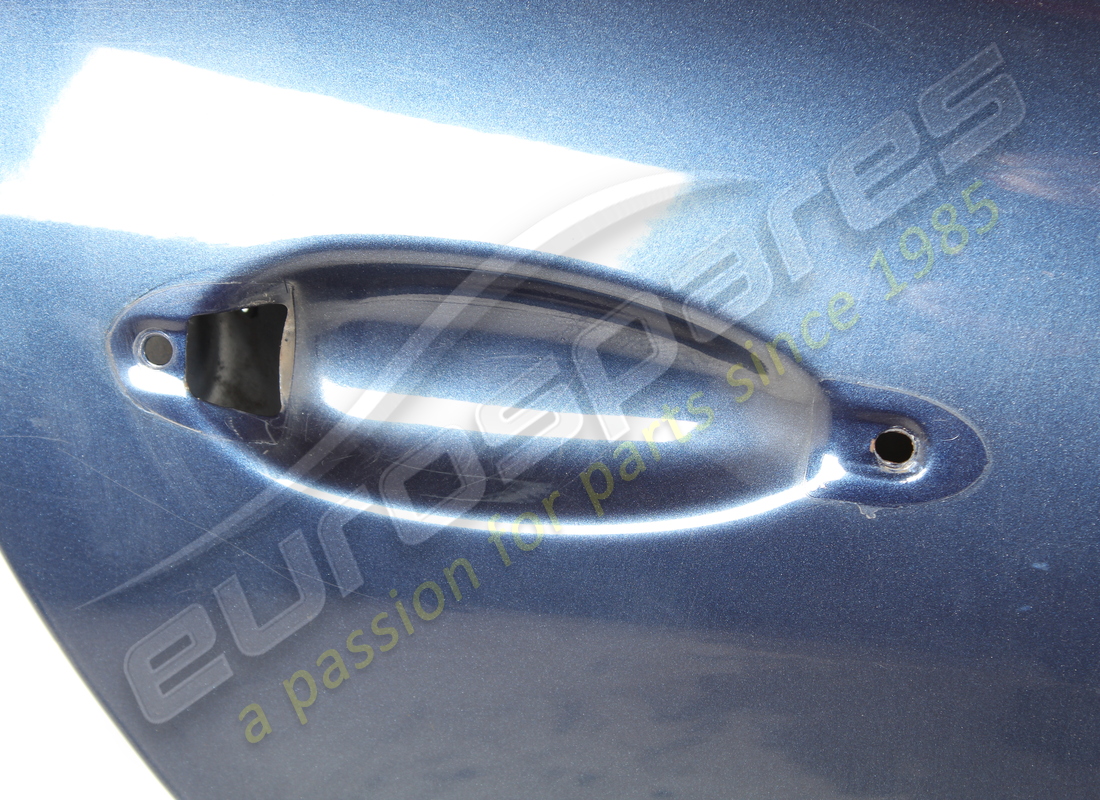 utilisé maserati porte arrière droite complète. numéro de pièce 67062200 (3)