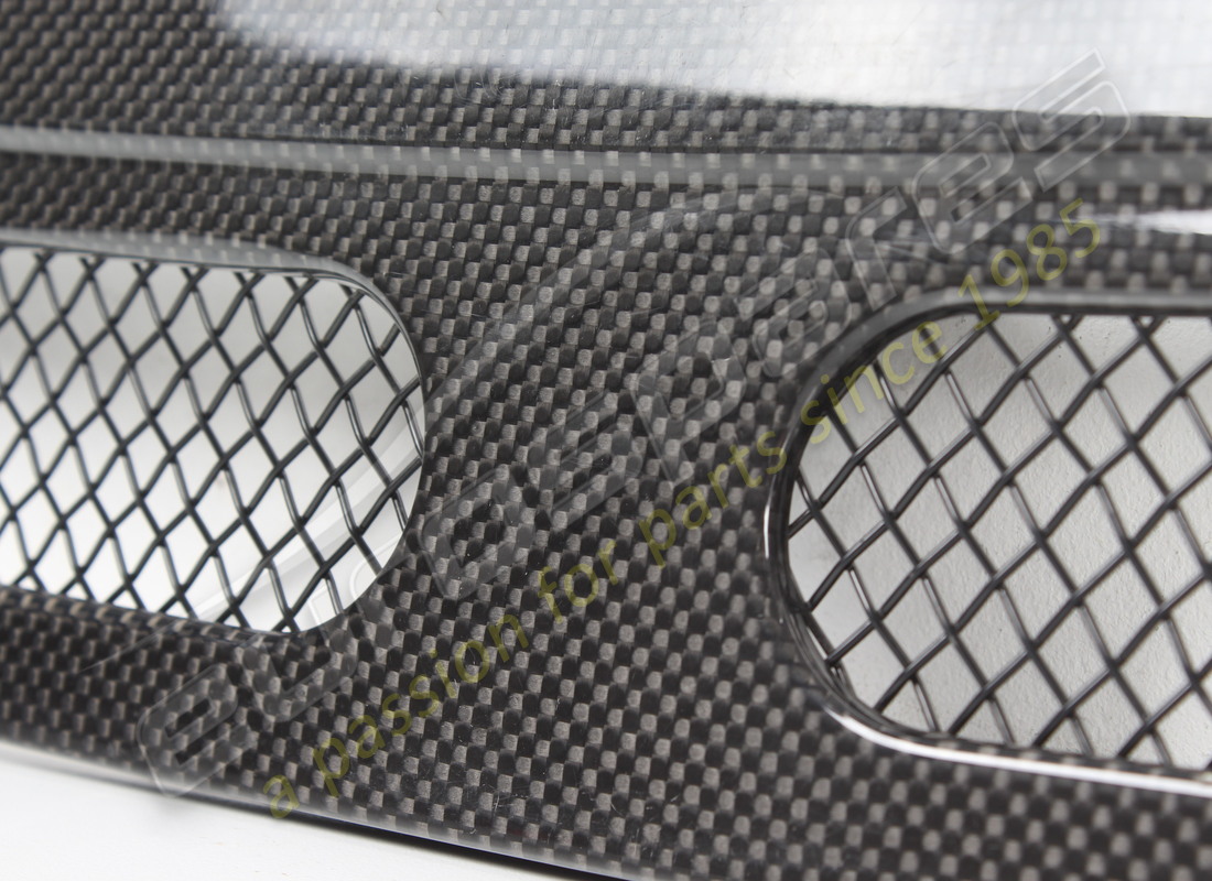 nouveau (autre) ferrari grille de couvercle de moteur gauche en carbone. numéro de pièce 68269600 (2)