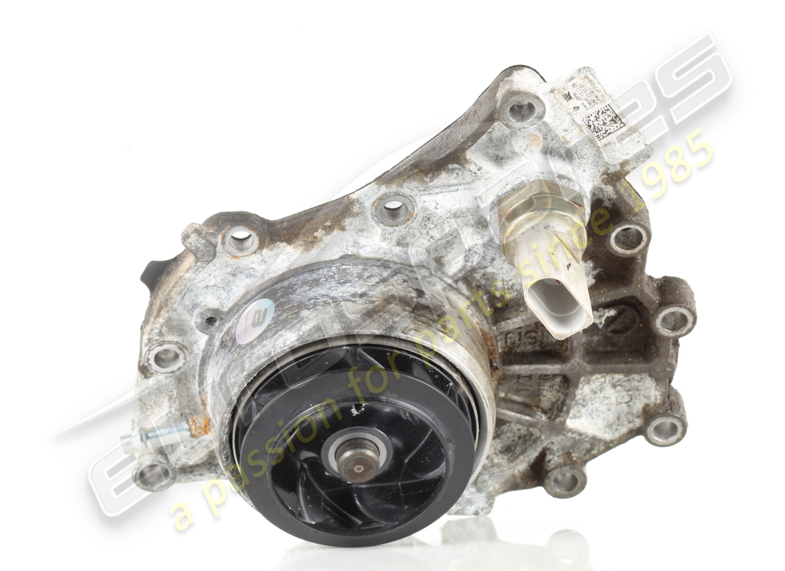 pompe à eau utilisée lamborghini. numéro de pièce 0p2121014f (1)