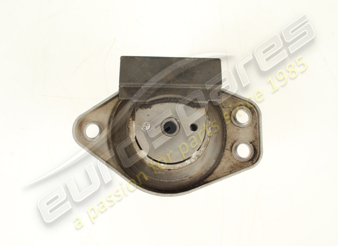 support moteur flexible rh utilisé ferrari. numéro de pièce 259756 (4)