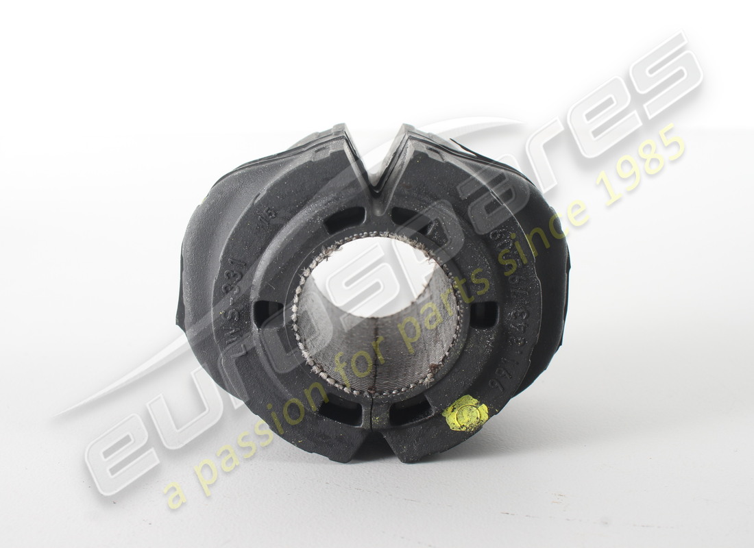 nouveau support porsche pour stabilisateur. numéro de pièce 99134379209 (2)