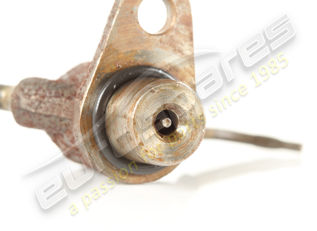 BUSE DE REFROIDISSEMENT DE PISTONS FERRARI UTILISÉE. NUMÉRO DE PIÈCE 191973 (2) buse de refroidissement de pistons ferrari utilisée. numéro de pièce 191973 (2)