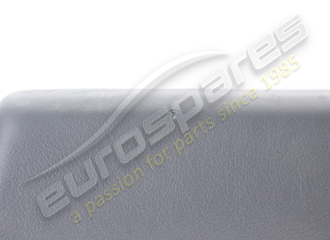 nouvelle structure centrale noire ferrari. référence 63733712 (4)