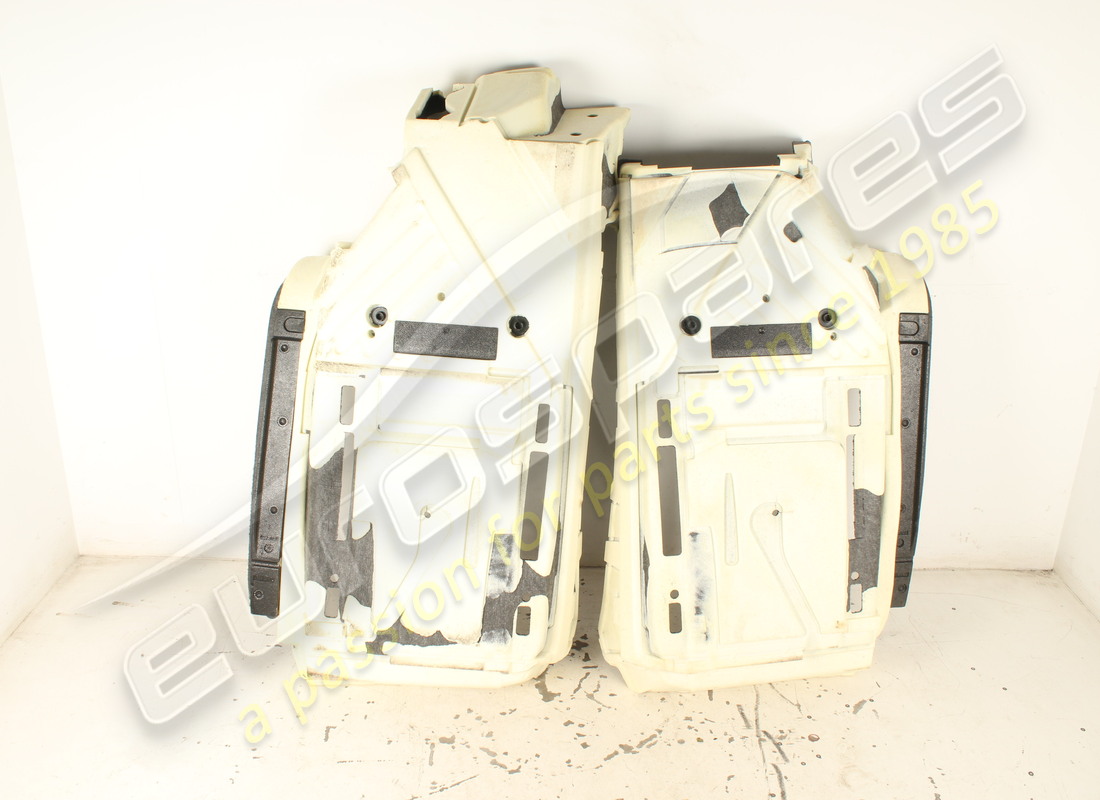 kit de tapis de sol ferrari utilisé. numéro de pièce 946011 (4)