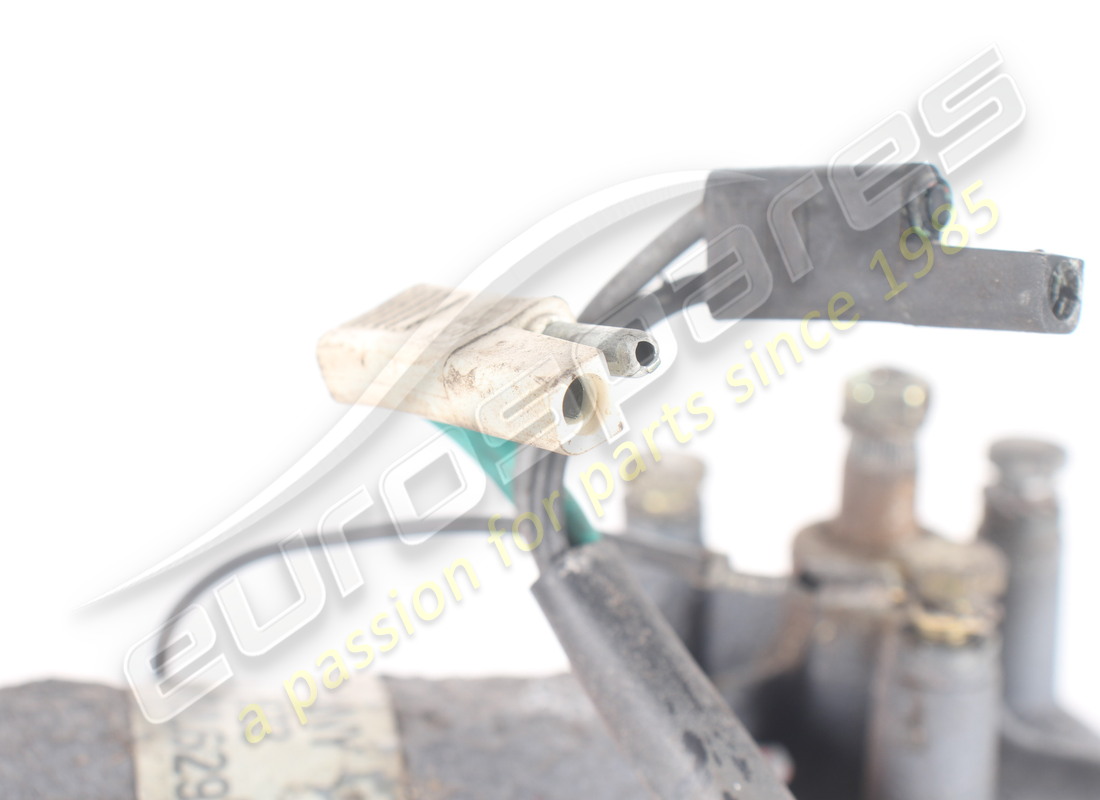 MOTEUR DE LEVAGE DE PHARE FERRARI UTILISÉ. NUMÉRO DE PIÈCE 172534 (6) moteur de levage de phare ferrari utilisé. numéro de pièce 172534 (6)