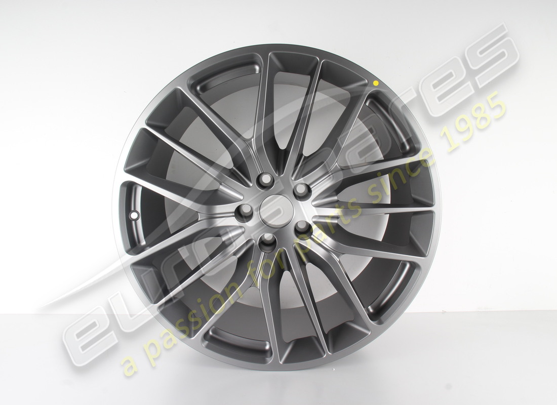 nouveau maserati 670022024r.roue rimtitano 2. numéro de pièce 980157023 (1)