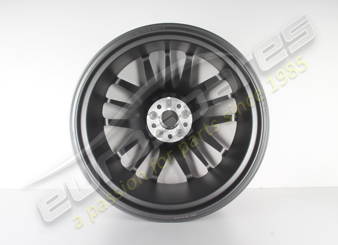 nouveau maserati 670022024r.roue rimtitano 2. numéro de pièce 980157023 (2)