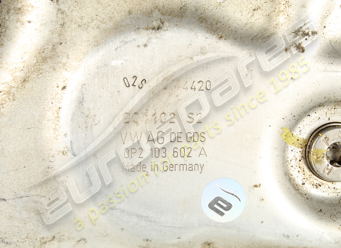 carter d'huile d'occasion lamborghini avec ouverture pour. référence 0p2103602a (5)