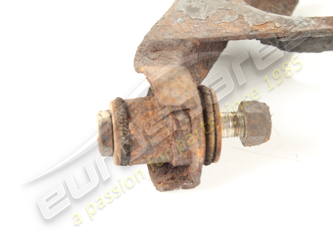 UTILISÉ FERRARI LEVIER INFÉRIEUR DE SUSPENSION ARRIÈRE GAUCHE. NUMÉRO DE PIÈCE 117806 (4) utilisé ferrari levier inférieur de suspension arrière gauche. numéro de pièce 117806 (4)