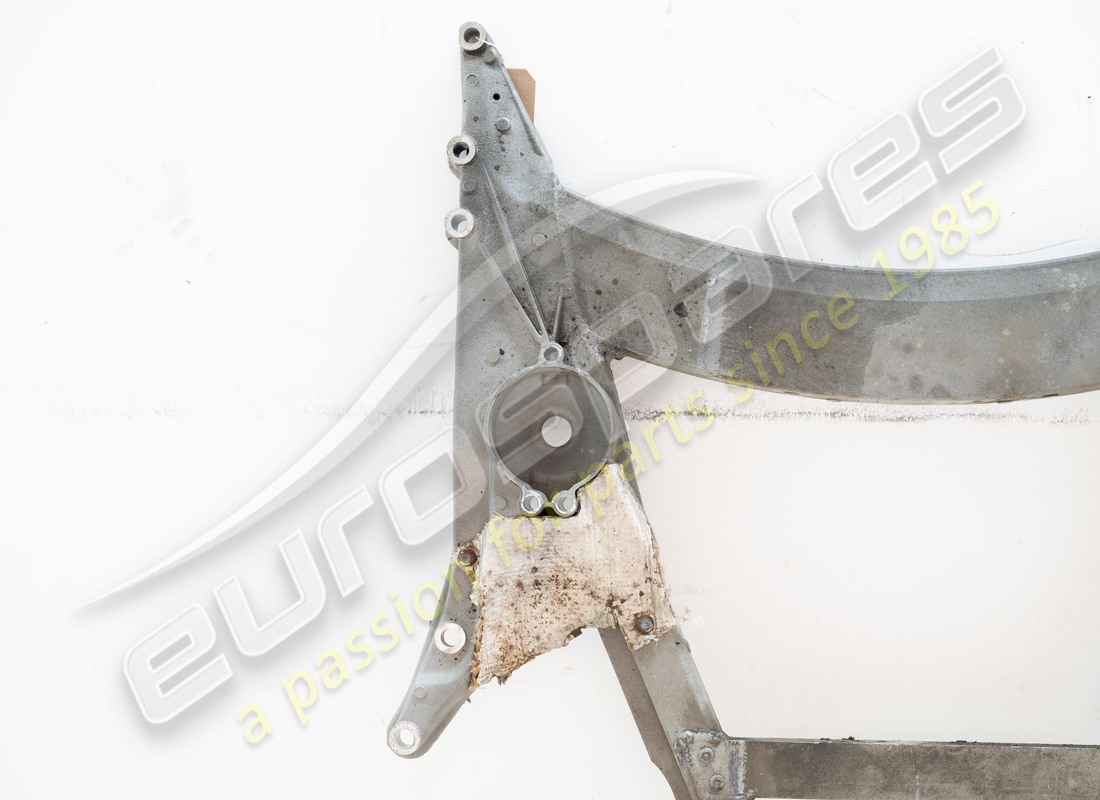 sous-châssis de moteur ferrari endommagé. numéro de pièce 985265529 (3)