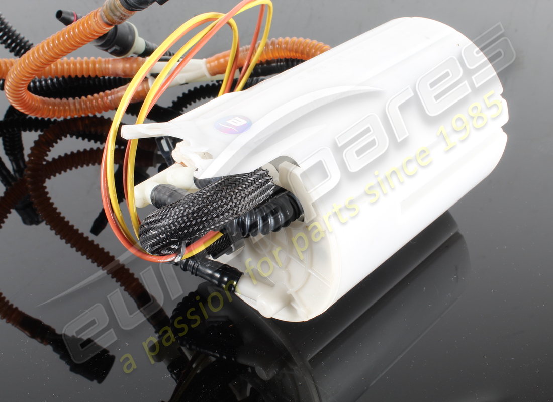 pompe à carburant utilisée ferrari. numéro de pièce 270125 (4)