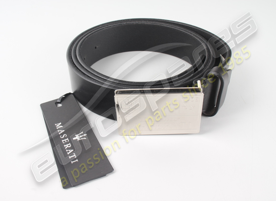 nouvelle ceinture en cuir maserati. numéro de pièce 920002455 (2)