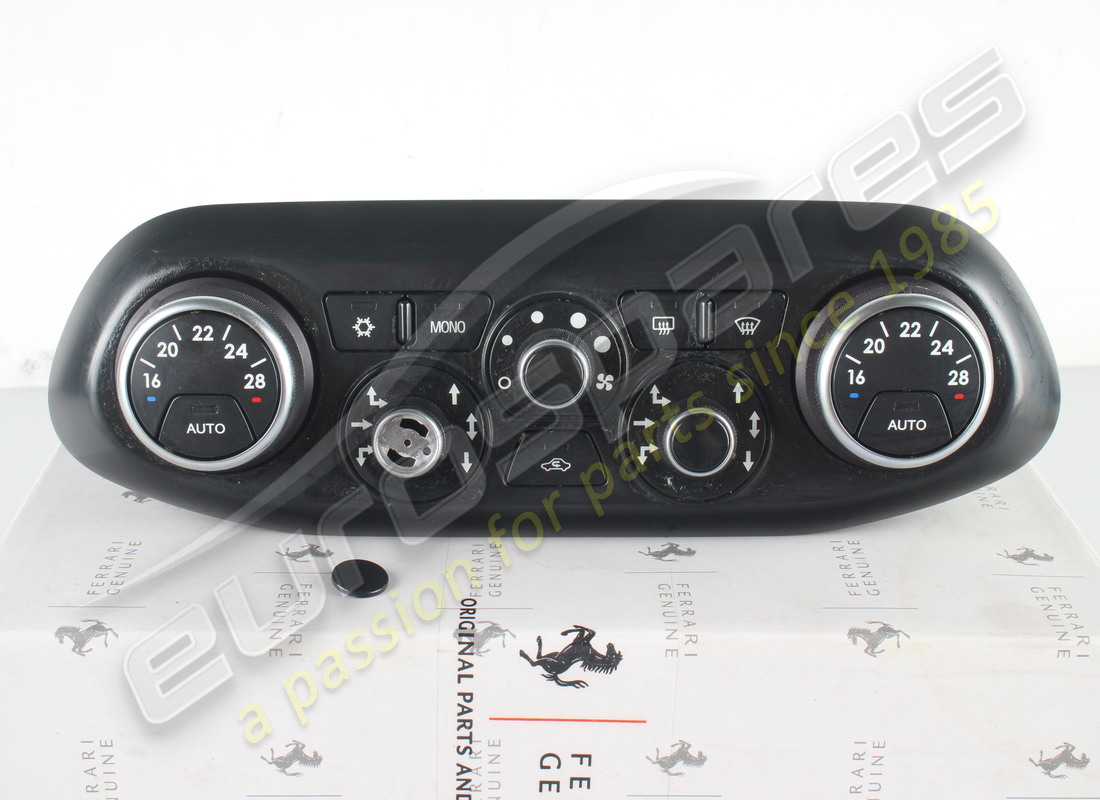 nouveau (autre) ferrari panneau de commande de climatisation. numéro de pièce 83830500 (1)