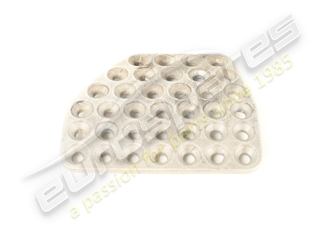 assiette ferrari utilisée. numéro de pièce 240987 (2)