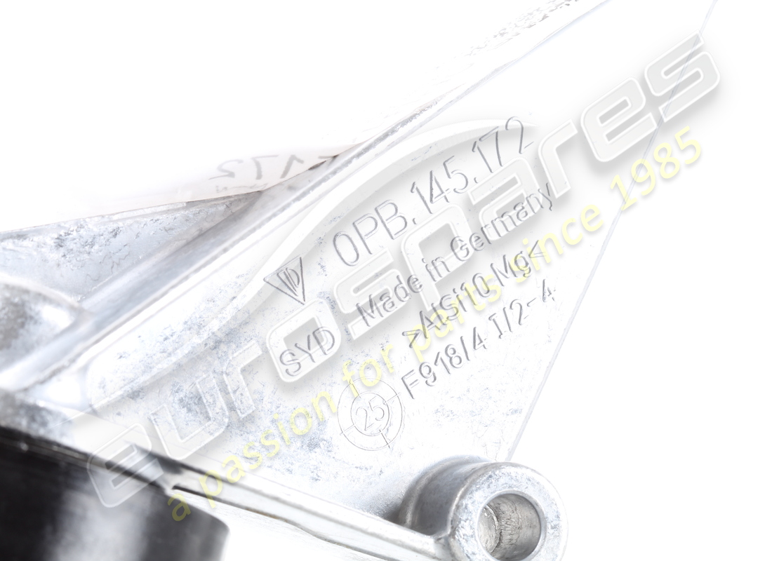 nouveau support porsche. numéro de pièce 0pb145172 (3)