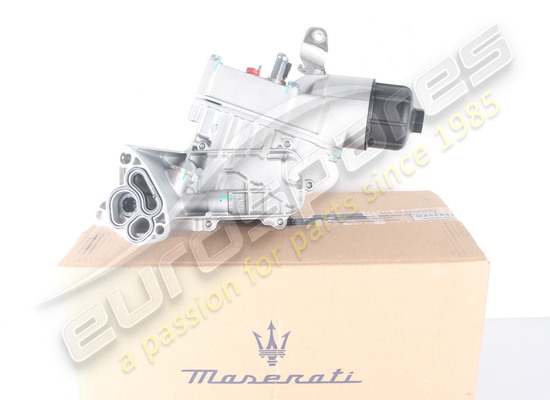 nouveau maserati échangeur et filtre à huile numéro de pièce 673010882