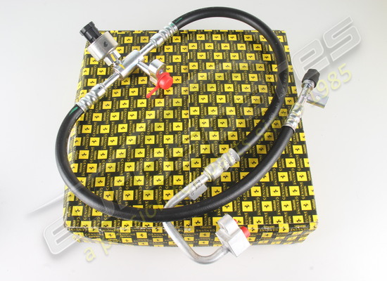 nouveau ferrari tuyau du filtre au système de climatisation numéro de pièce 67750900
