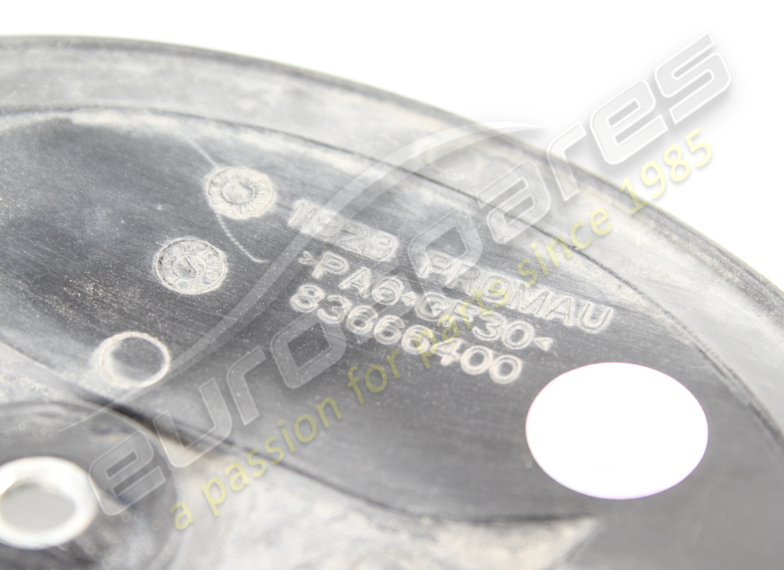 couvercle interne d'occasion ferrari. numéro de pièce 83666400 (3)
