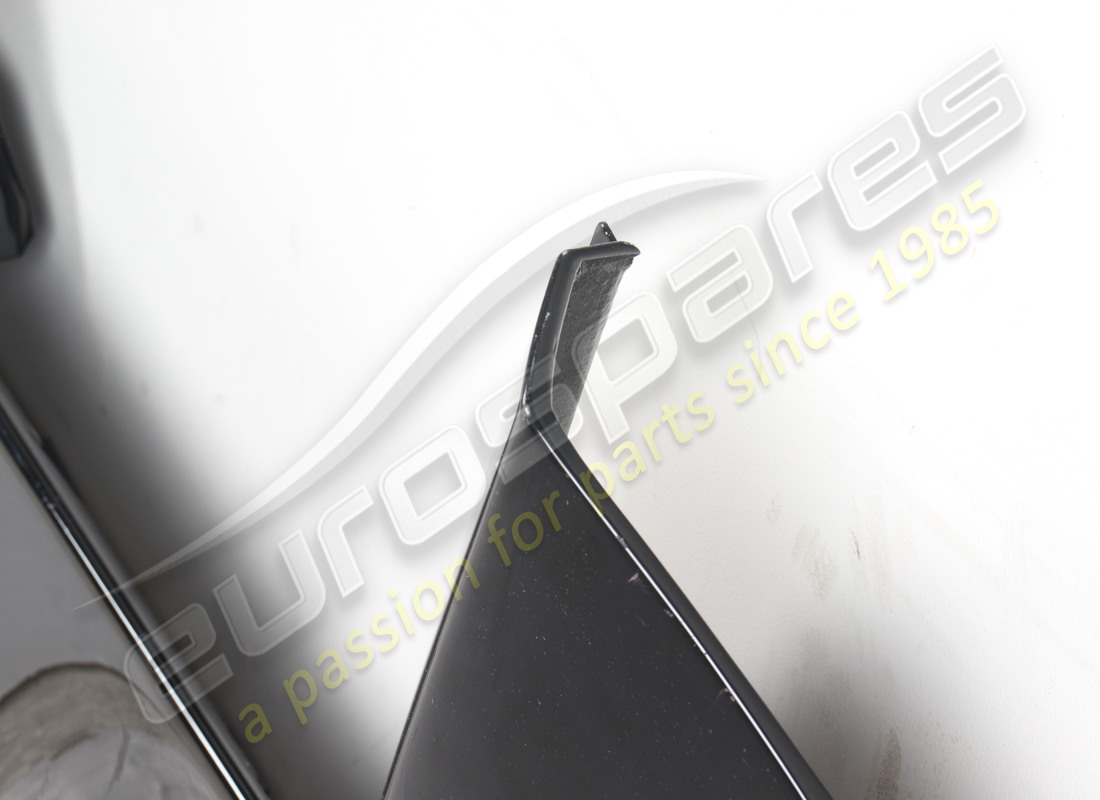 ferrari spoiler arrière complet utilisé. numéro de pièce 949122 (5)