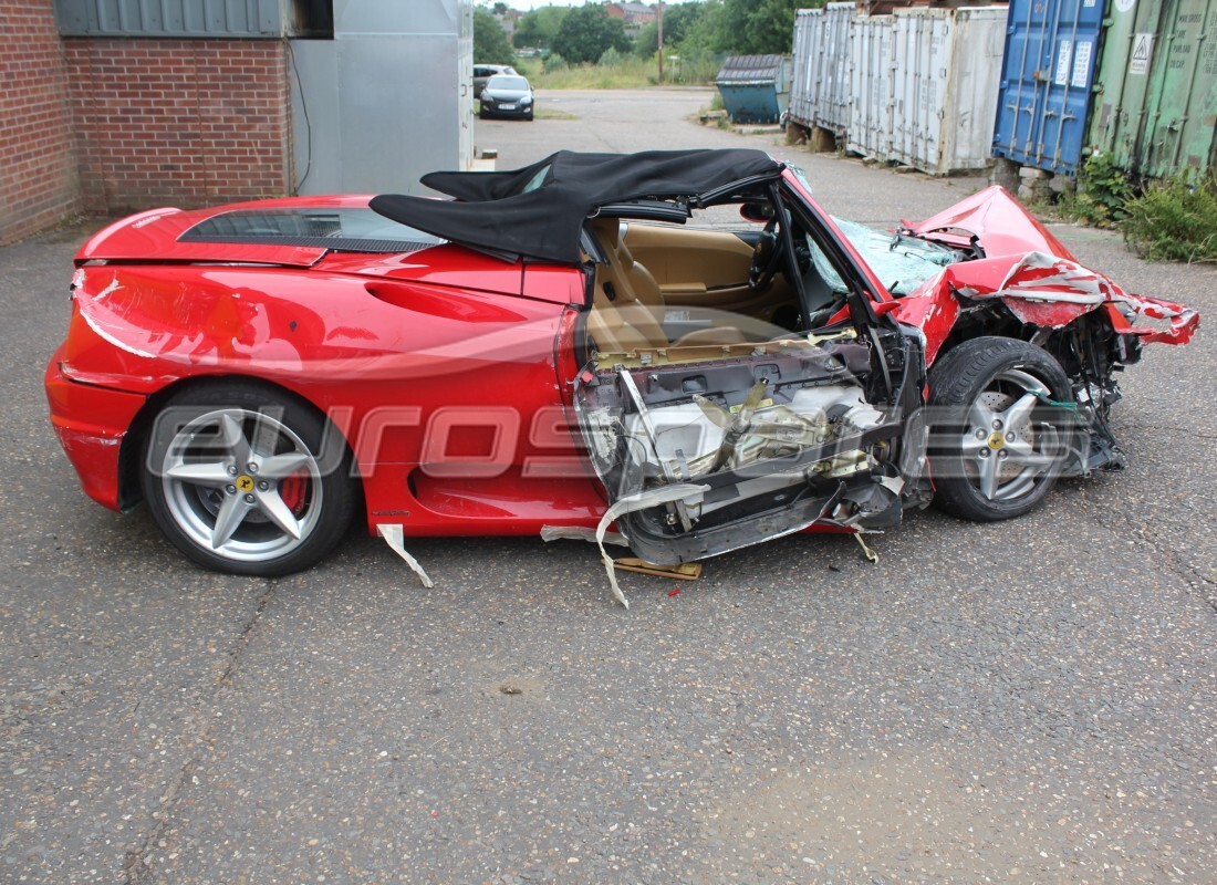 ferrari 360 spider avec 23,000 kilomètres, en préparation pour le démantèlement #5