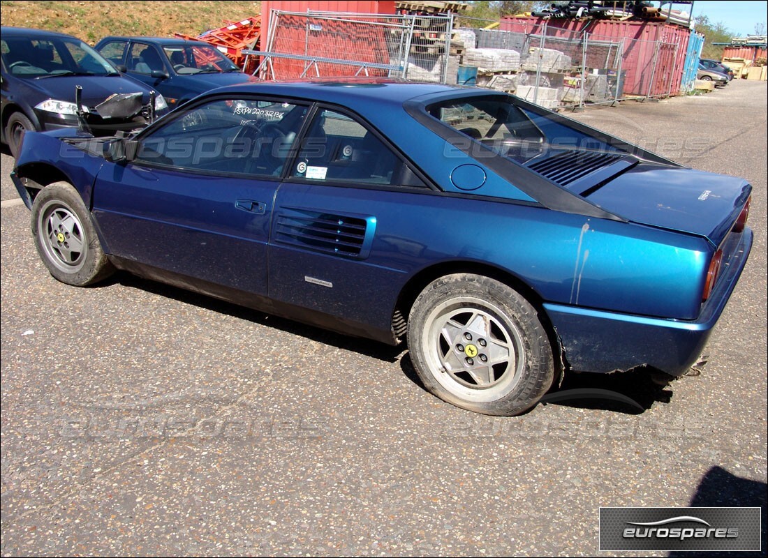 ferrari mondial 3.4 t coupe/cabrio avec 39,000 miles, en préparation pour le démontage #7