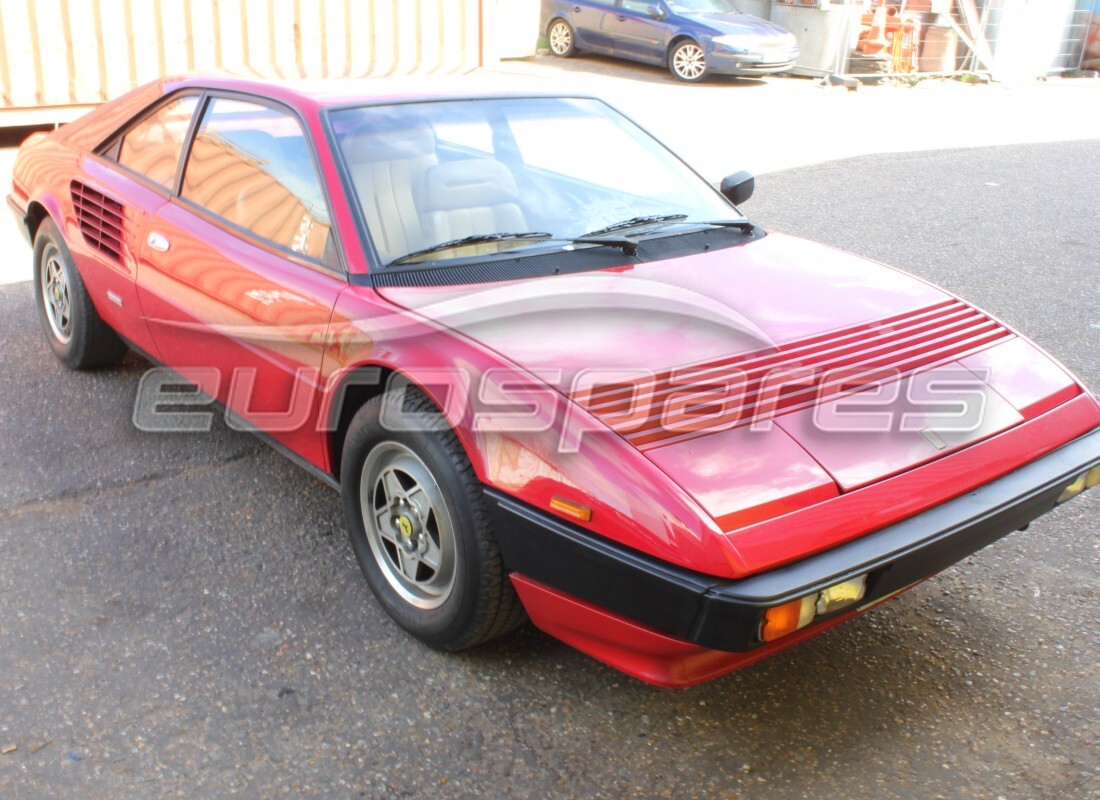 ferrari mondial 3.0 qv (1984) avec 56,204 kilomètres, en préparation pour le démantèlement #2